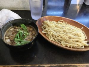 沖縄・沖縄市「麺やKEIJIRO」でつけ麺を食べた