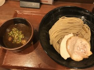 大阪・大東市「麺や而今」食べログで上位にくるのも納得の美味しいラーメン屋